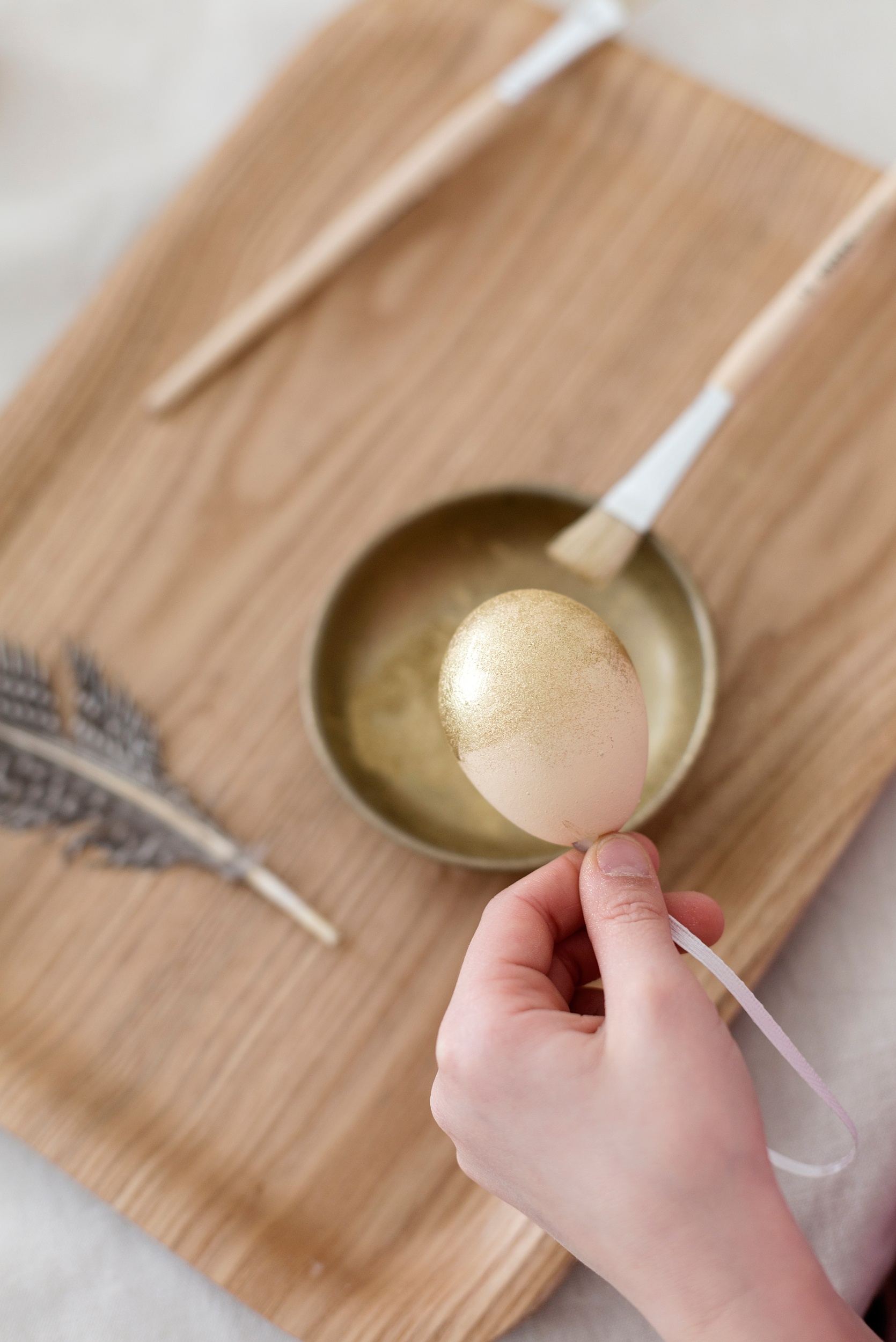 Last-Minute Gold Ostereier DIY Idee © Wiener Wohnsinn