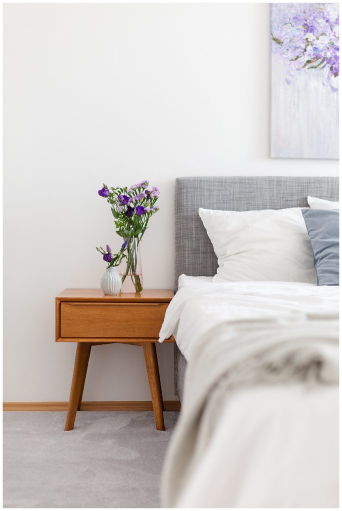 Schlafzimmerinspiration in Flieder und Grau I Wiener WohnsinnWiener