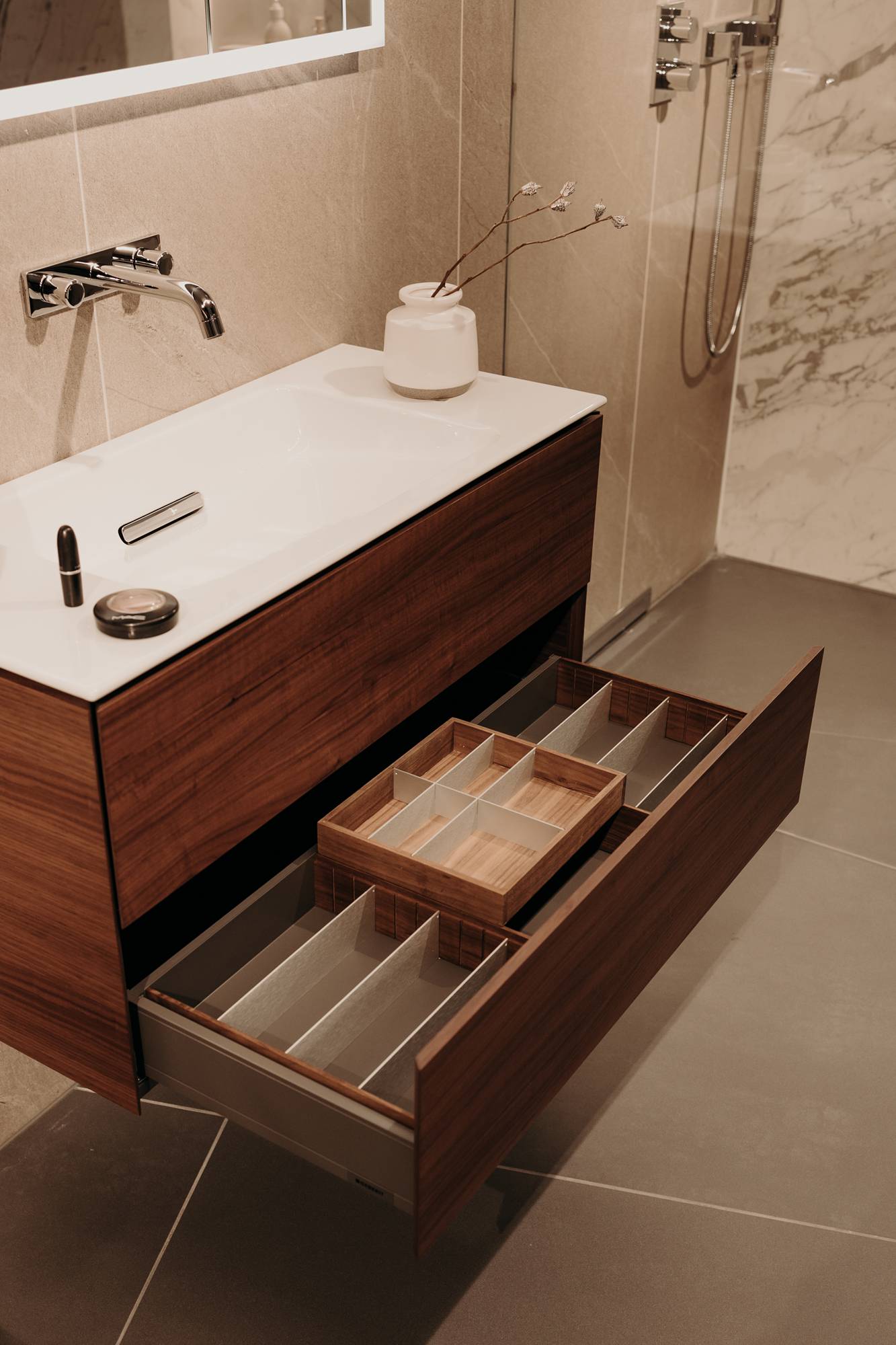 Staufläche im Badezimmer - Geberit ONE Badserie