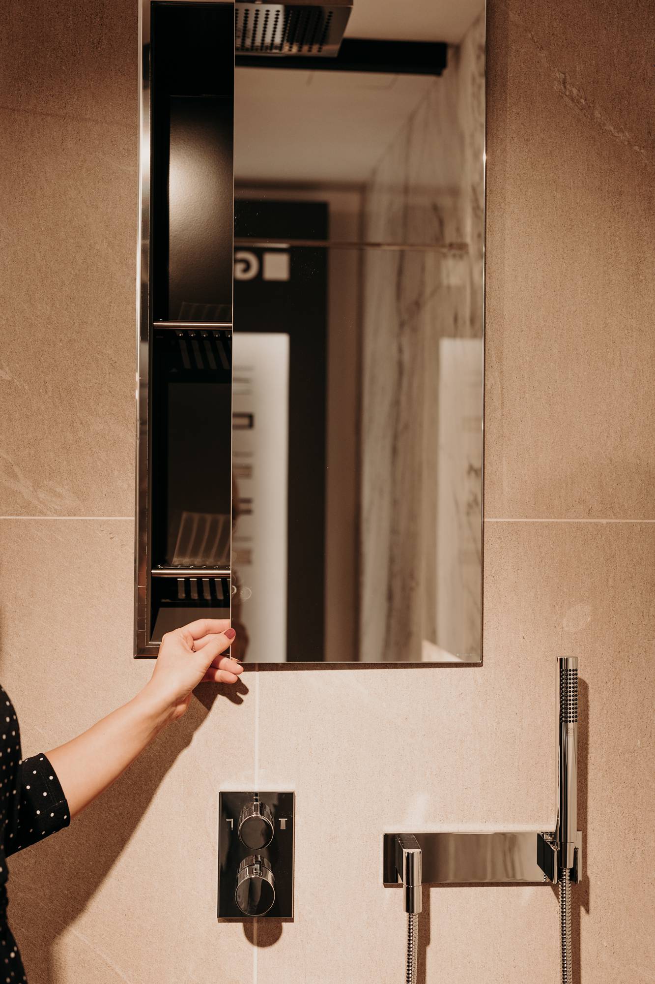 versteckte Staufläche in der Dusche © Wiener Wohnsinn