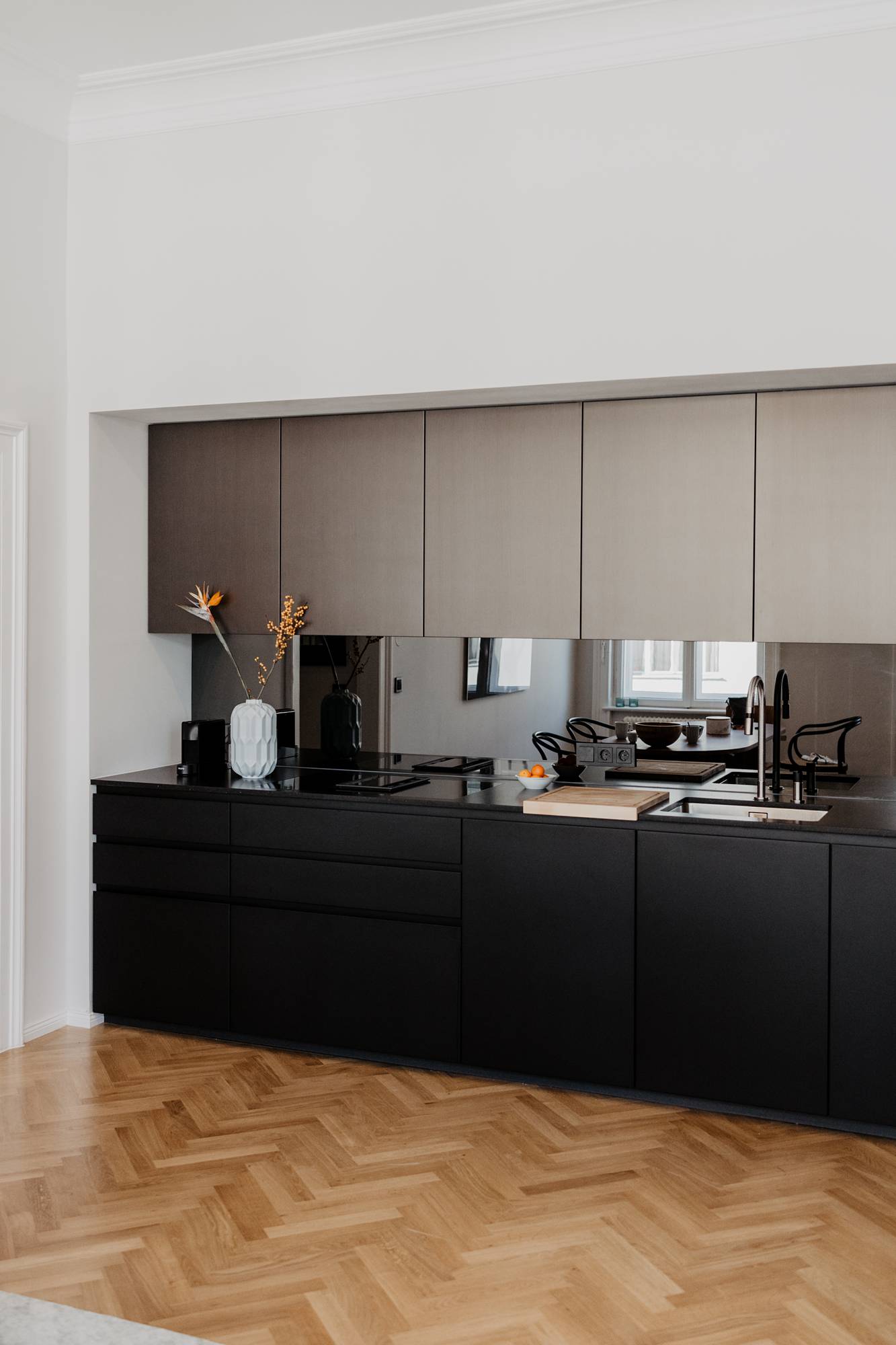 italienisches Küchendesign - Küchenquartier Wien - maßgefertigte Designerküche von Lukas Prusa