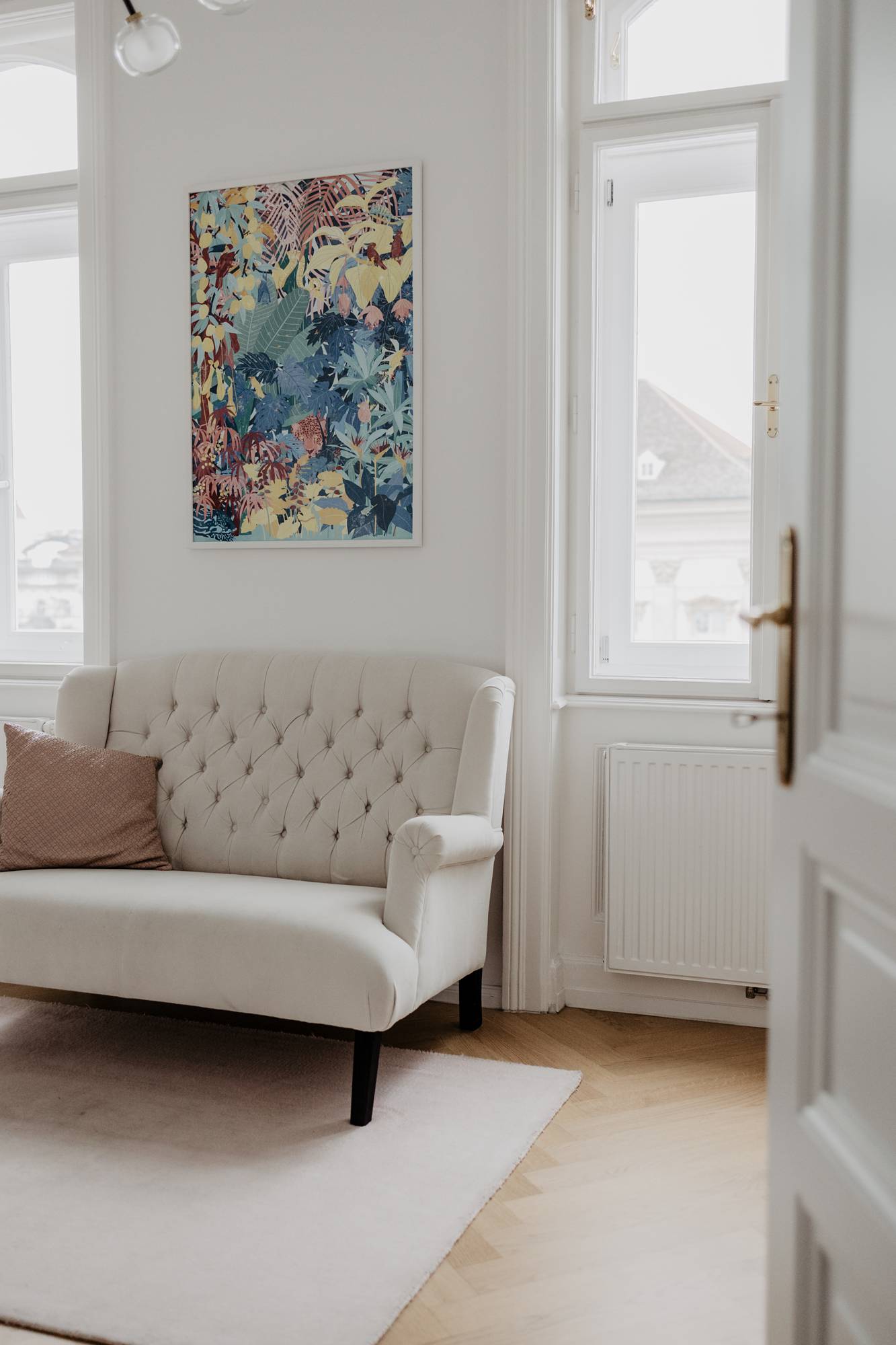 Wohntraum im Servitenviertel - TV Zimmer - Homestory Wiener Wohnsinn
