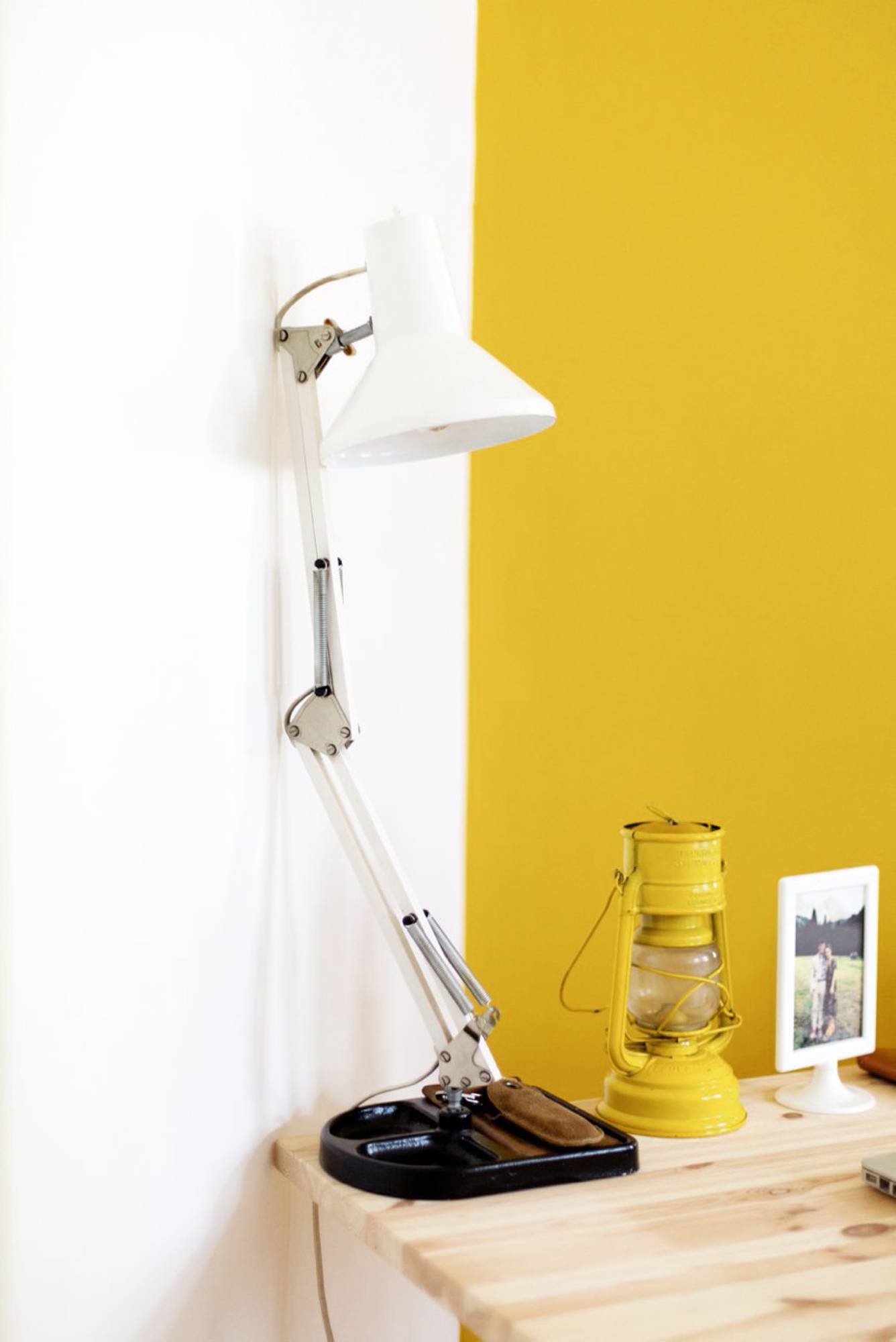 Pantone Color of the Year Illuminating © Wiener Wohnsinn
