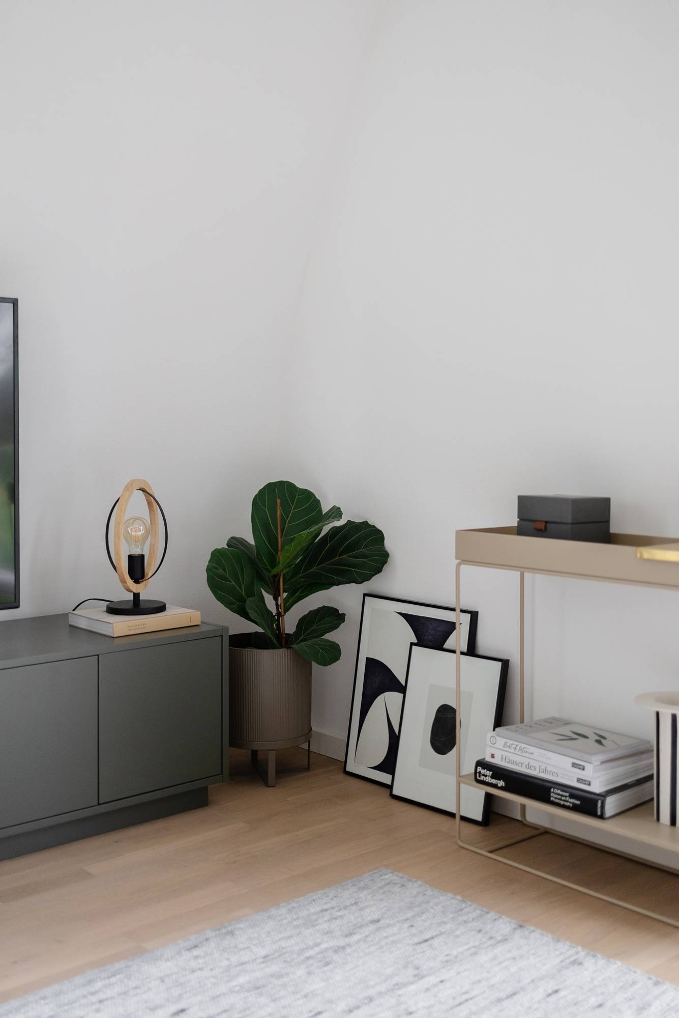 Moderne Wohnraumleuchten-Designs von EGLO
