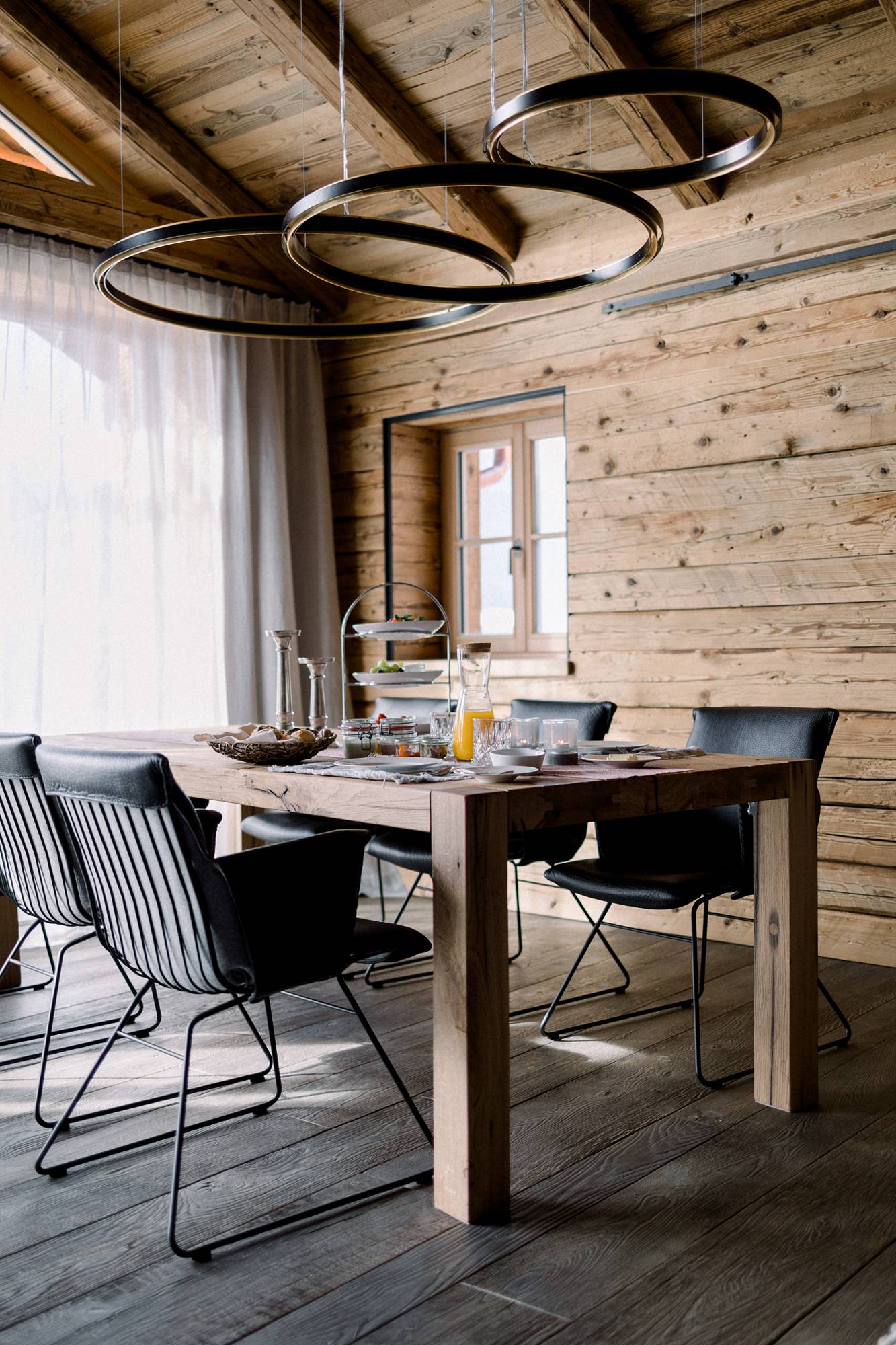 Privates Frühstück im eigenen Chalet - Winterurlaub in Leogag © Wiener Wohnsinn