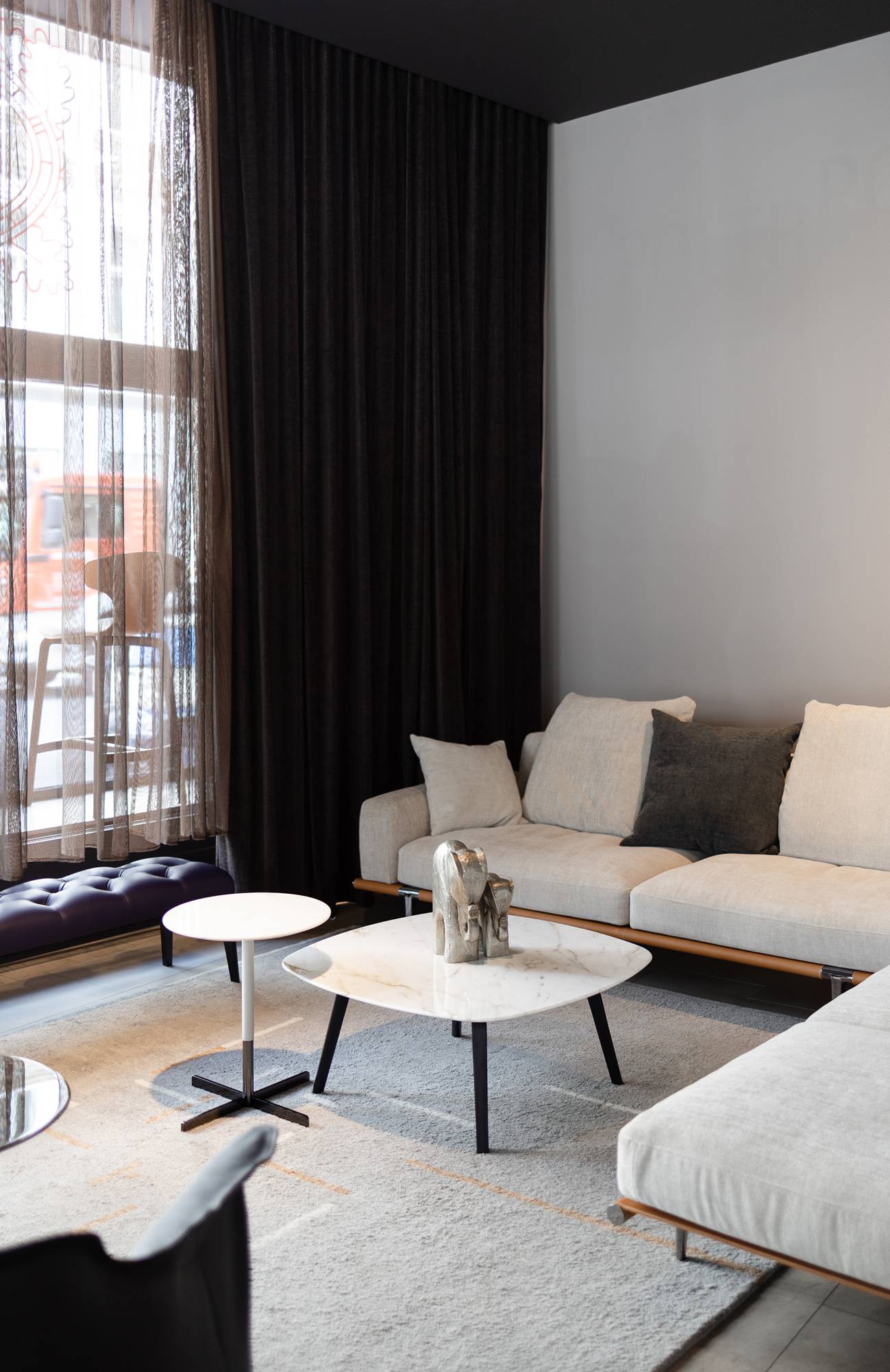 Poltrona Frau Flagship Store