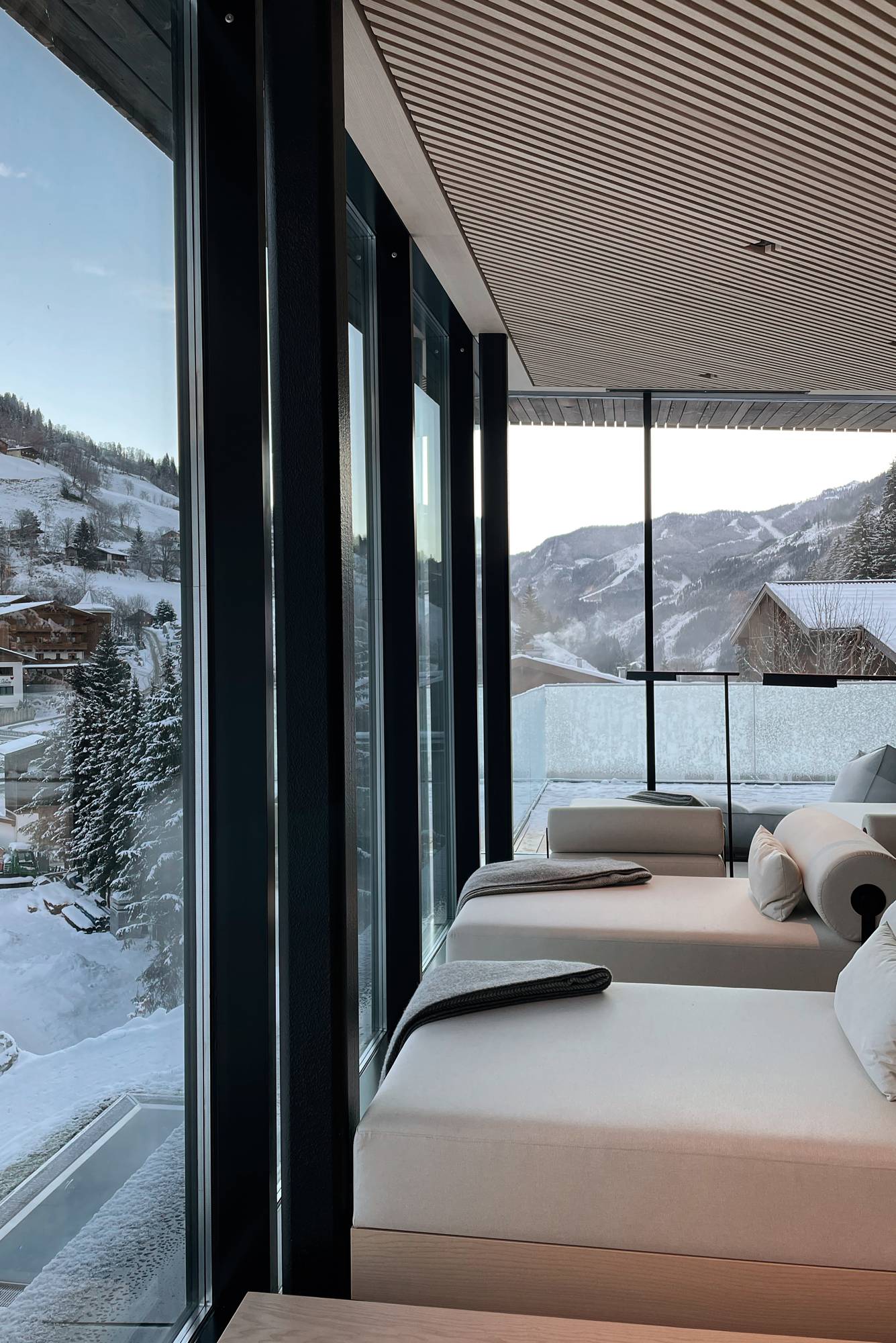 HAUS JAUSERN - das familiengeführte Designhotel in Saalbach