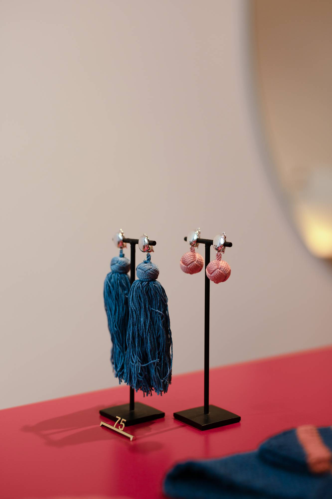 RUDOLF VIENNA - Nachhaltige Strickmode und Wohnaccessoires