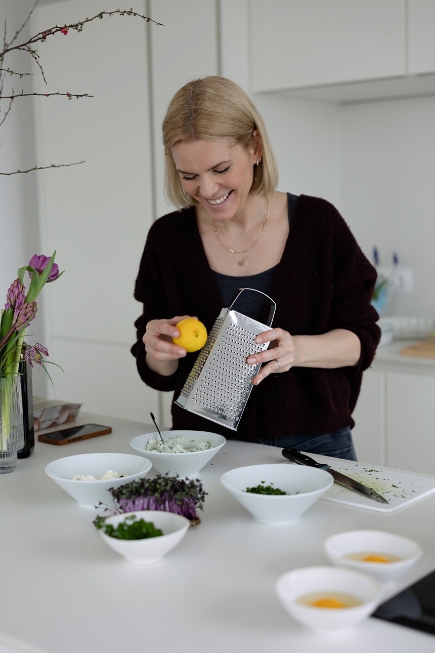Osterbrunch Rezept - grünes Gemüse mit zweierlei Topfenaufstrich