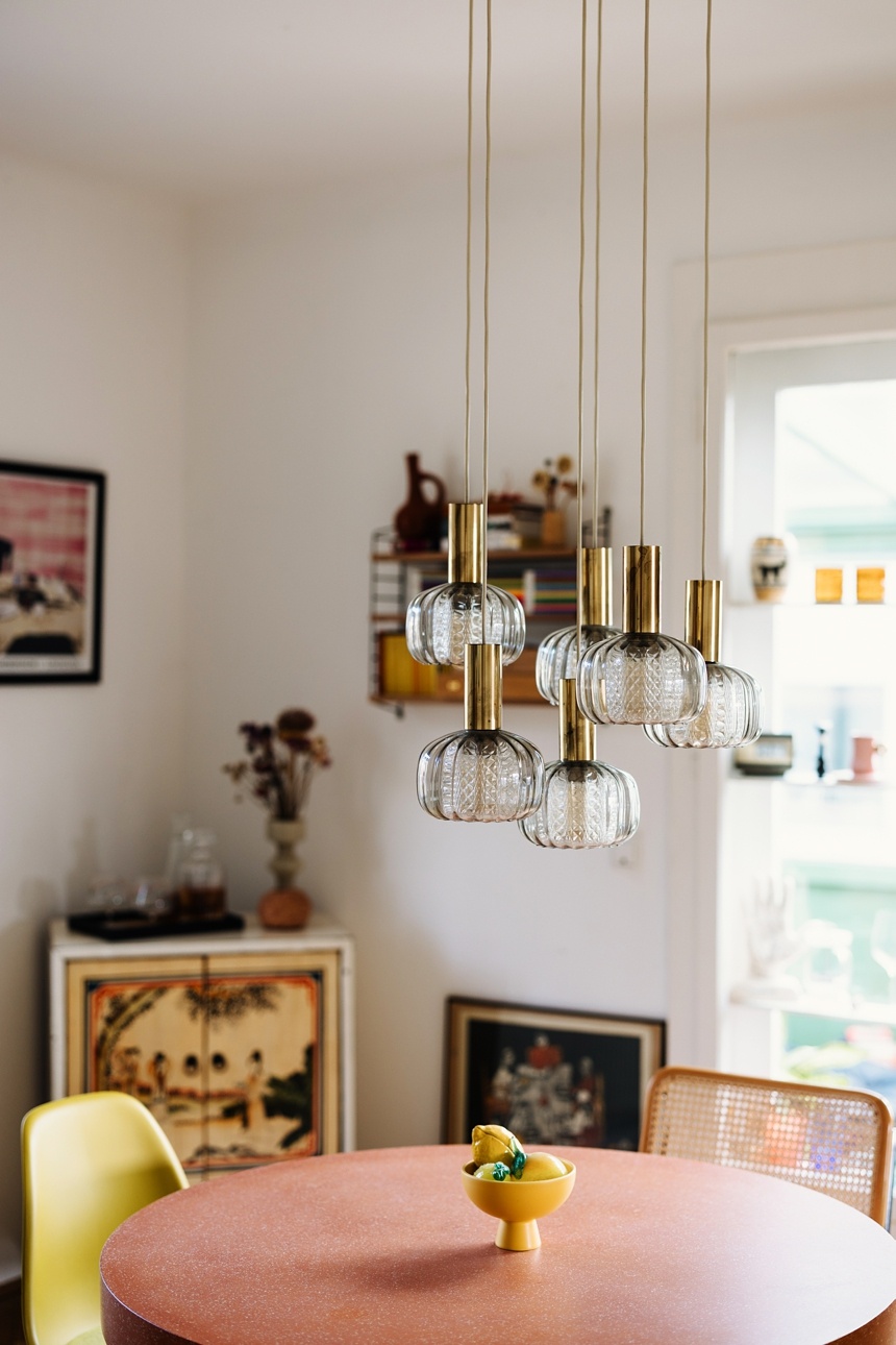 Esszimmer mit Vintage Leuchte