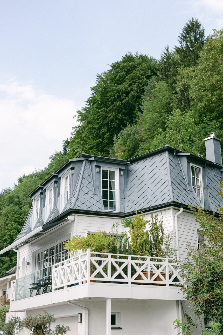 Das maritime Haus am Traunsee von Familie Reichel - Wiener Wohnsinnige Homestory zu Besuch bei Eybl Tailored Interiors