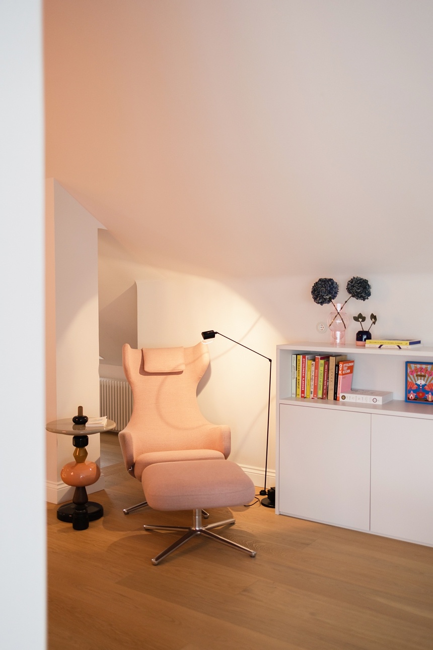 altrosa Grand Repos von Vitra - Wiener Wohnsinnige Homestory