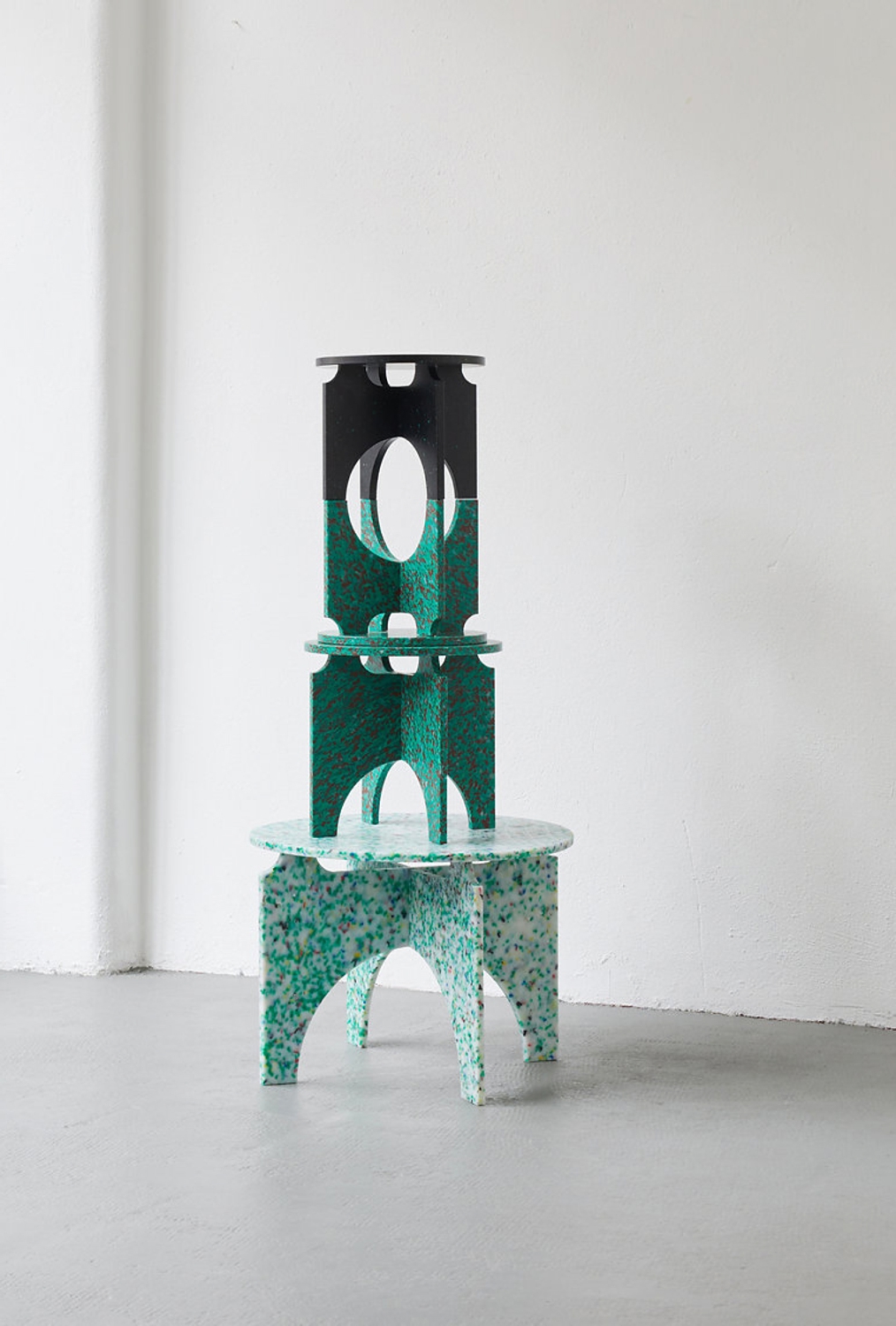 Upcycling . Minimono Tisch und Hocker - Wohnsinnige Herzstücken No 9